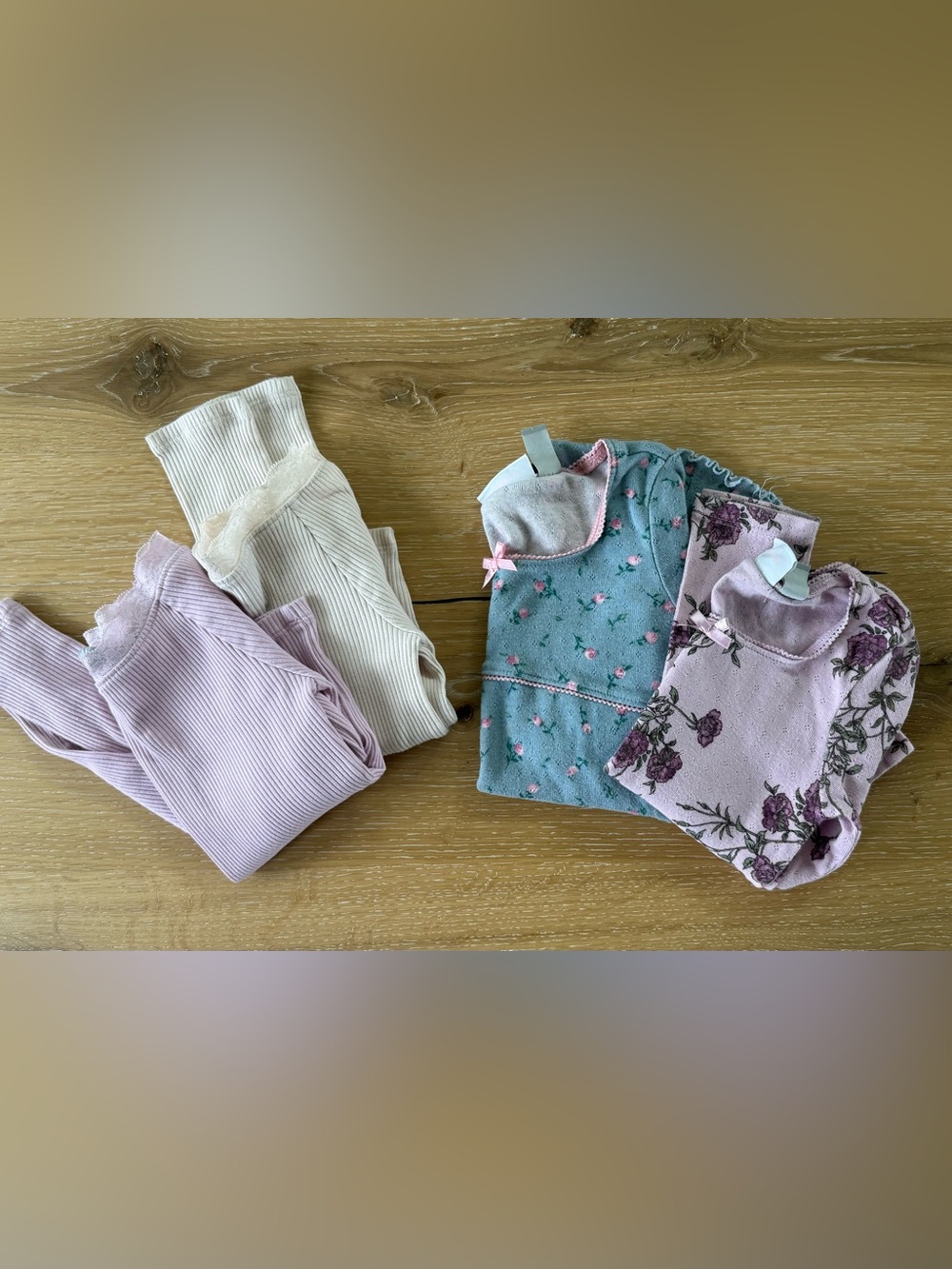 4 Long sleeve children’s place size 5/6 shirts
